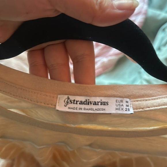 Tan striped summer T - Picture 3 of 3